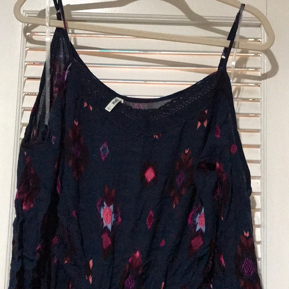 Romper - Picture 2 of 4